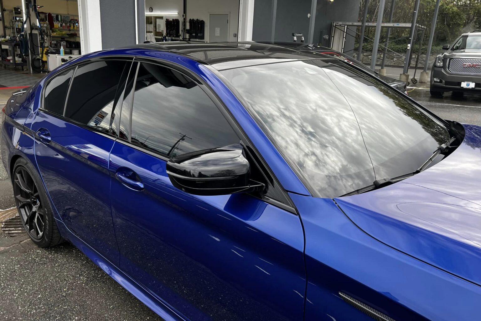 window-tinting-thaitan-glossworks-2